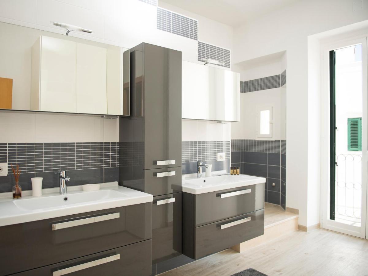 Palazzo Absolem Luxury Apartment Monopoli Bagian luar foto