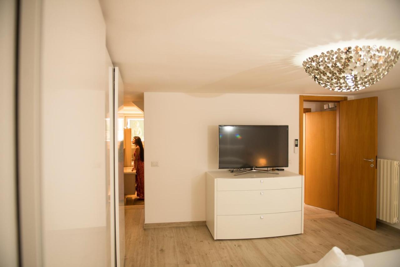 Palazzo Absolem Luxury Apartment Monopoli Bagian luar foto