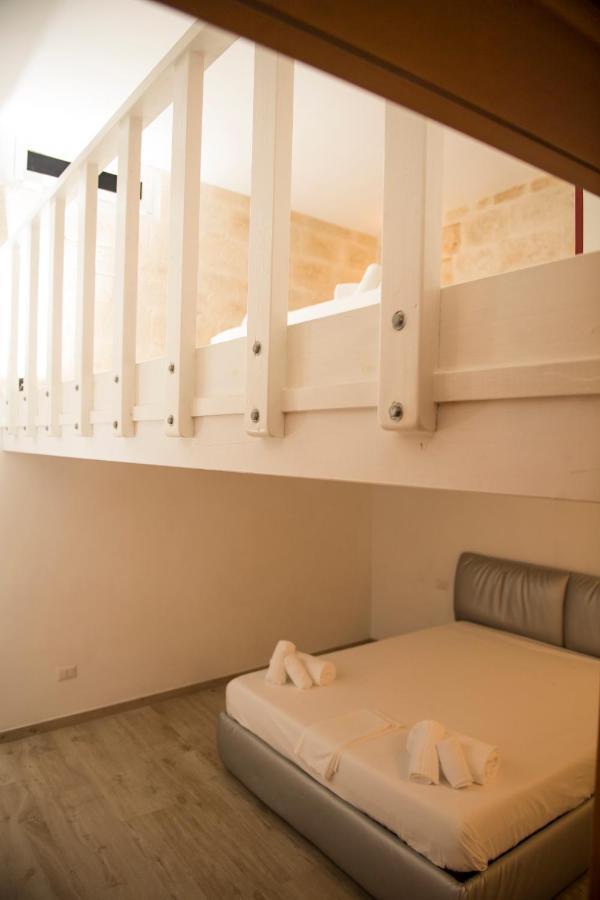 Palazzo Absolem Luxury Apartment Monopoli Bagian luar foto
